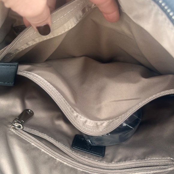 NWT Bostanten Hobo Shoulder Bag Purse with Handy Side Zipper Pockets - Picture 9 of 10